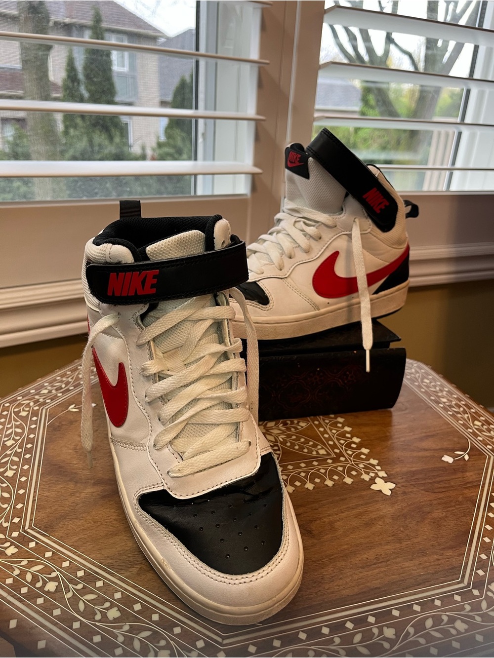 Nike Court Borough 2 High Top Sneakers Youth 7Y